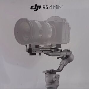 DJI RS 4 Mini Stabilizer - Silver